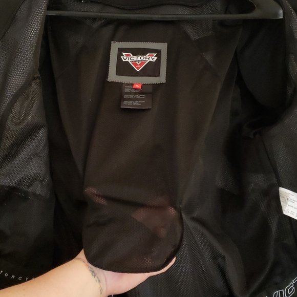 Victory Motorcycle Mesh Riding Jacket - Picture 3 of 16